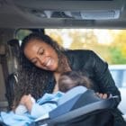 bien installer son enfant dans la voiture